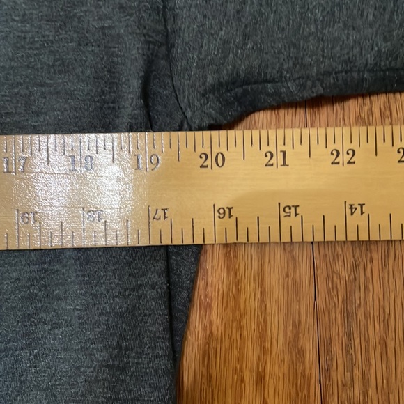 A Preowned Rugrats T shirt size Large Woman Gray Background Short Sleeve - Picture 5 of 12